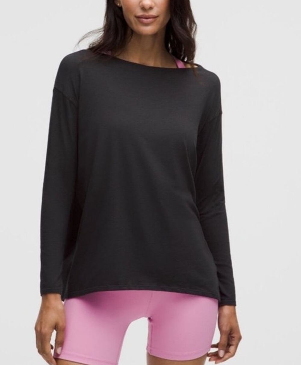 Lululemon NEW Back in Action Black Long Sleeve Shirt 18